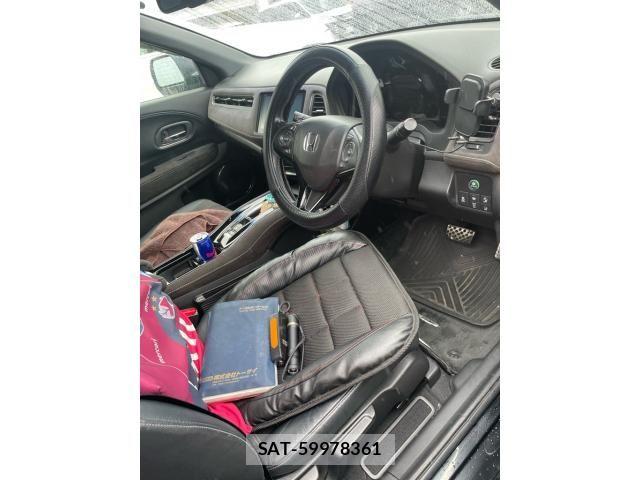 Honda VEZEL 2017-08 7252696-13
