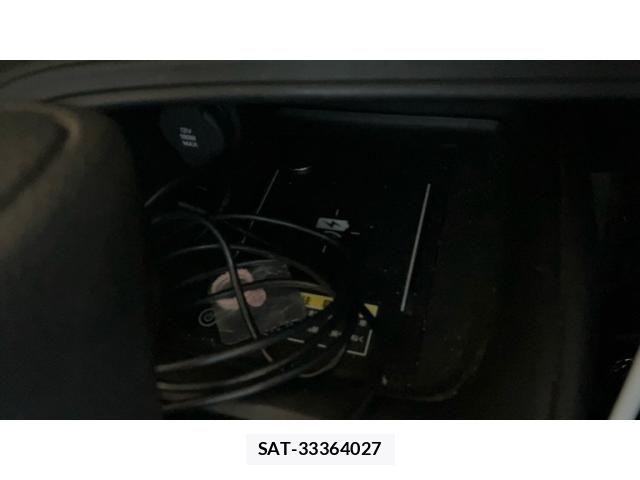 Honda VEZEL 2021-07 7252698-28