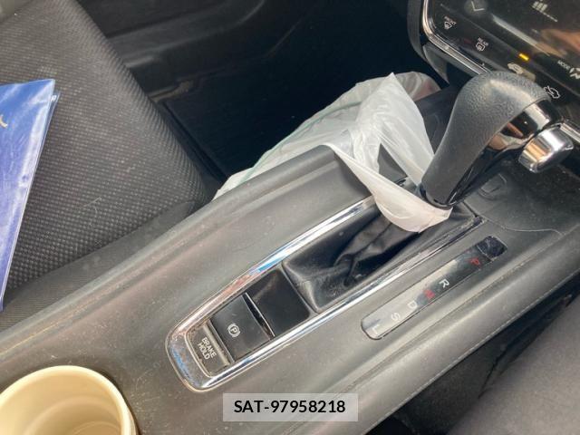 Honda VEZEL 2014-04 7252699-16