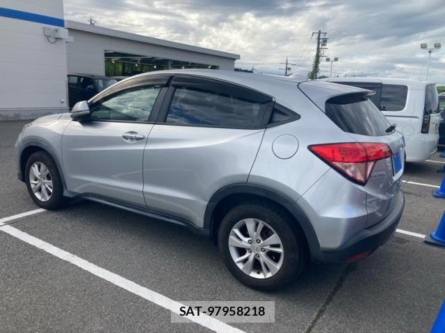 Honda VEZEL 2014-04 7252699-1