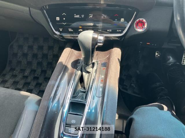 Honda VEZEL 2018-03 7273192-20