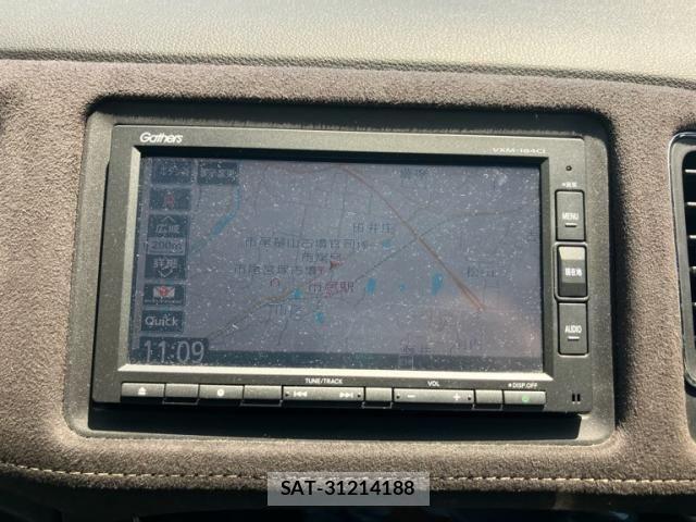 Honda VEZEL 2018-03 7273192-21