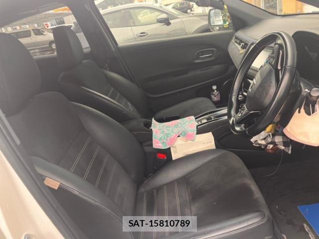 Honda VEZEL 2017-05 7330897-9