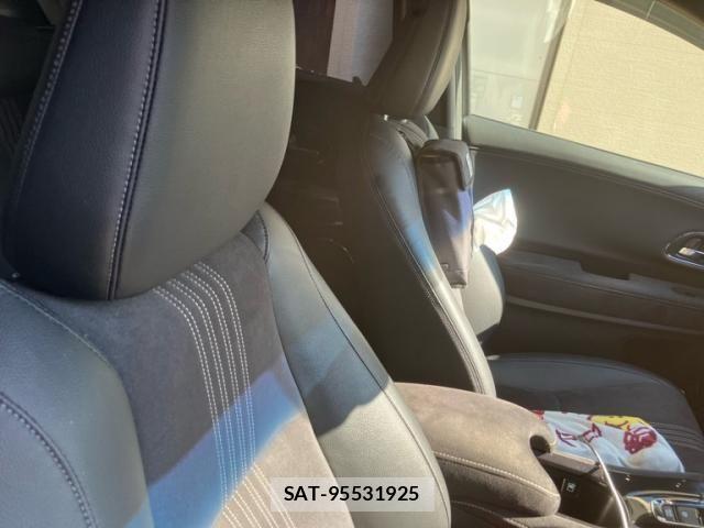 Honda VEZEL 2019-12 7458581-10