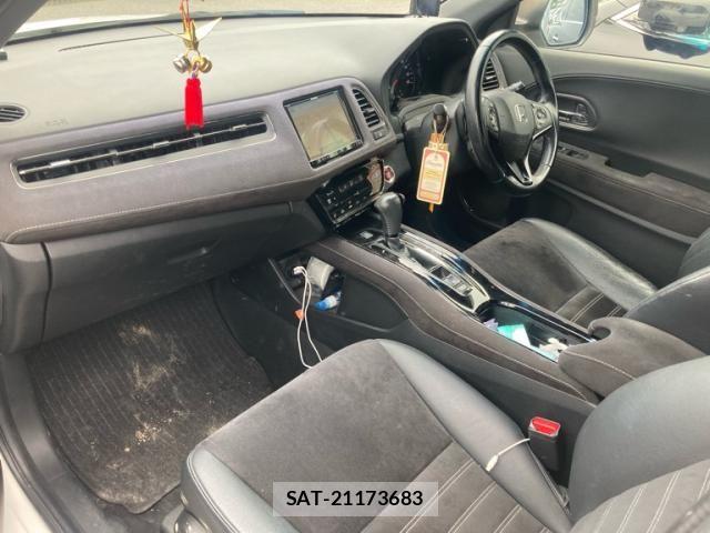 Honda VEZEL 2017-11 7458585-10