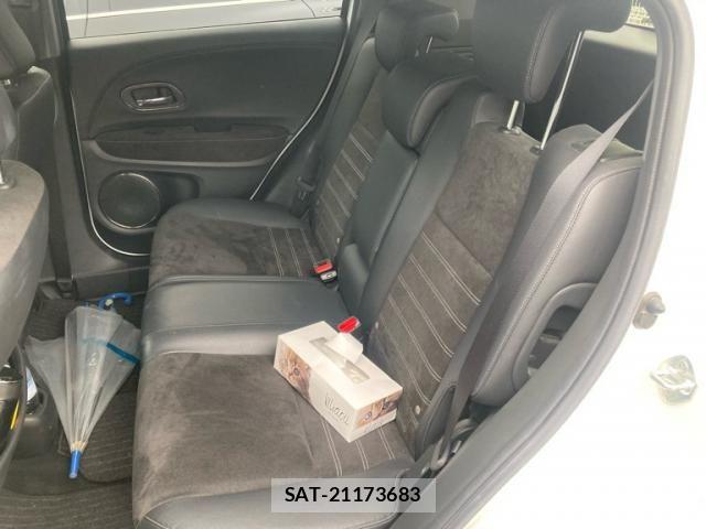 Honda VEZEL 2017-11 7458585-13