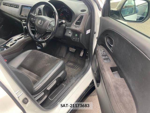 Honda VEZEL 2017-11 7458585-14