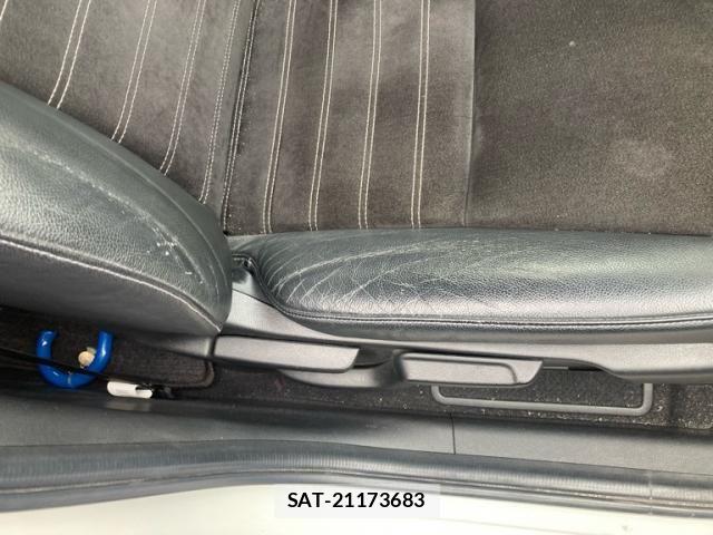 Honda VEZEL 2017-11 7458585-18