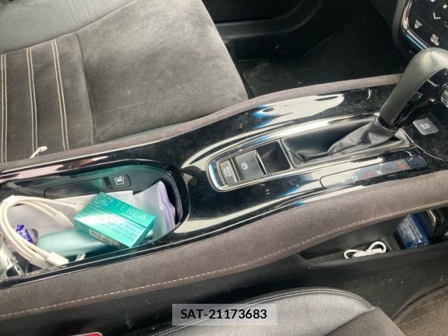 Honda VEZEL 2017-11 7458585-22