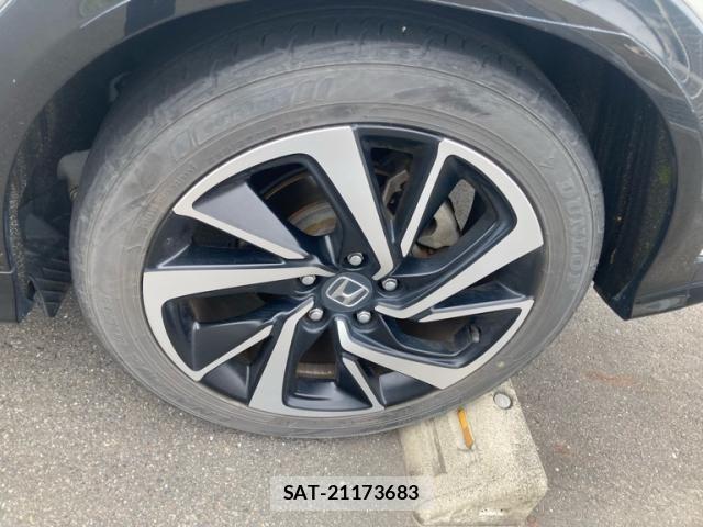 Honda VEZEL 2017-11 7458585-6