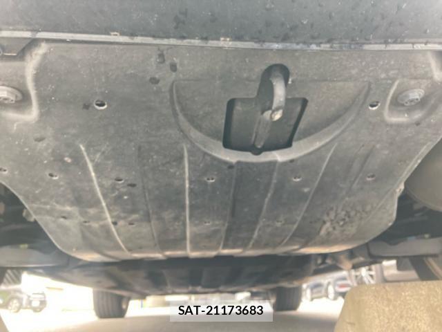 Honda VEZEL 2017-11 7458585-8