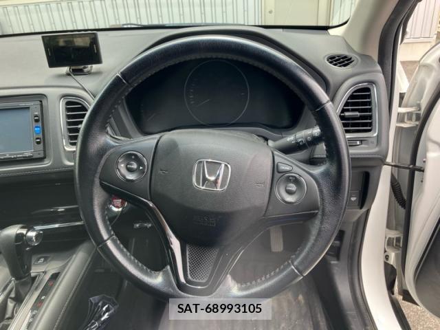 Honda VEZEL 2015-12 7458588-11