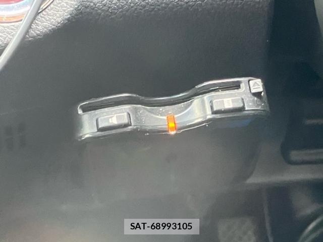 Honda VEZEL 2015-12 7458588-16