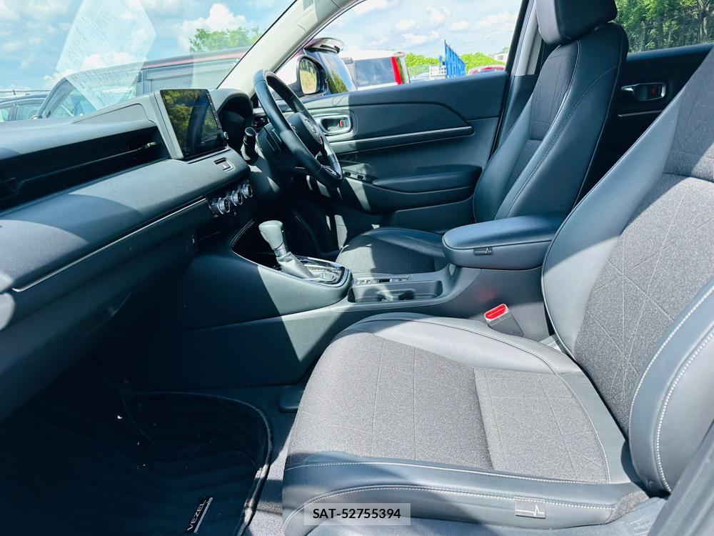 Honda VEZEL 2021 7043695-10