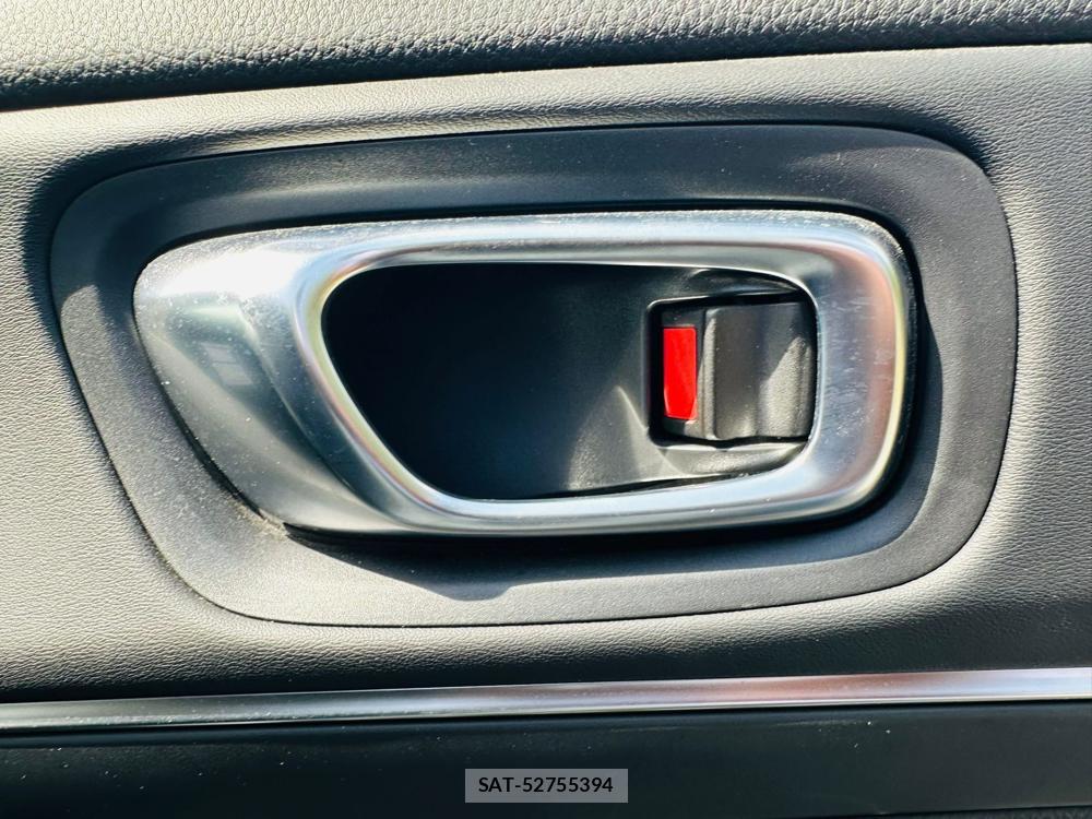 Honda VEZEL 2021 7043695-19