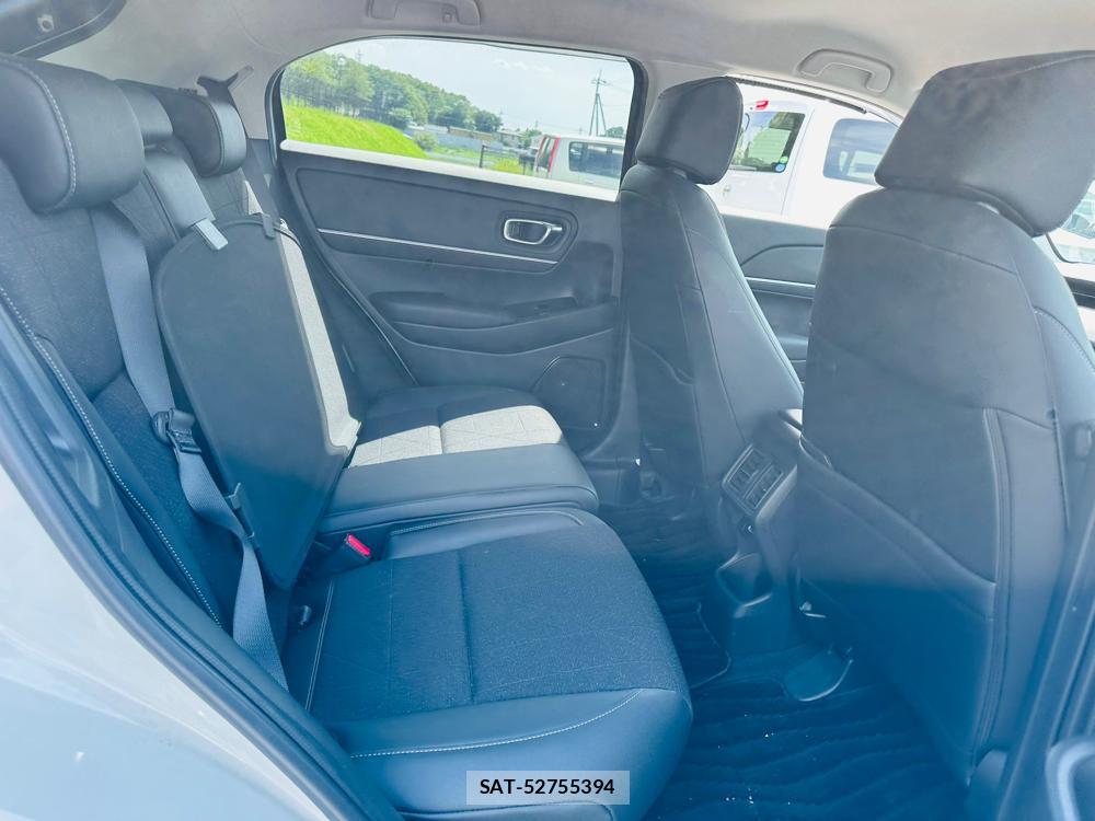 Honda VEZEL 2021 7043695-8