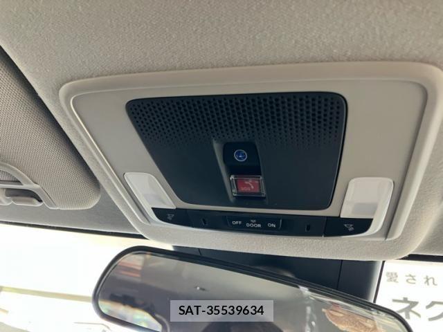 Honda VEZEL 2022-09 7510365-23