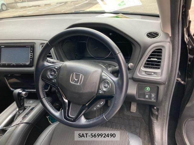 Honda VEZEL 2018-06 7563021-14