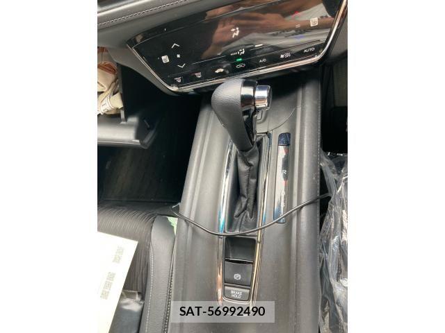 Honda VEZEL 2018-06 7563021-20