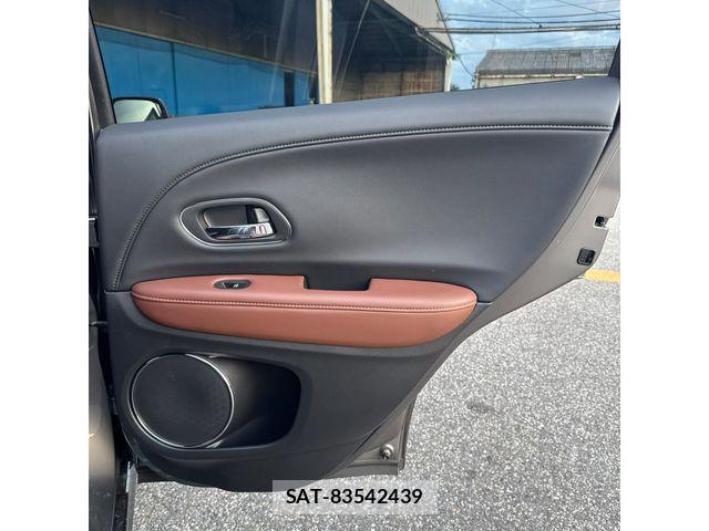 Honda VEZEL 2019-08 7621015-19
