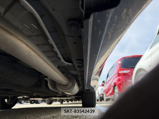 Honda VEZEL 2019-08 7621015-26