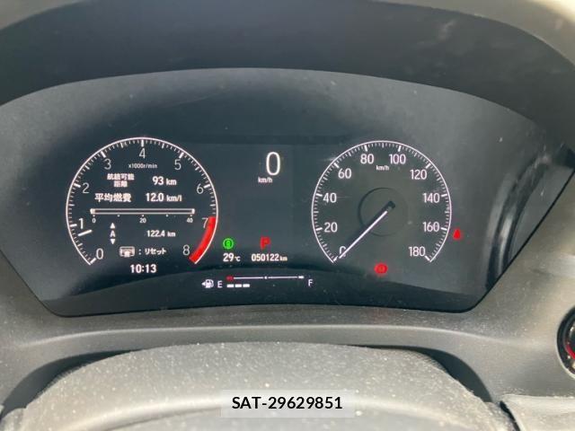Honda VEZEL 2021-08 7621012-12