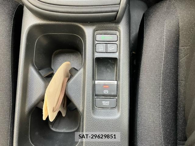 Honda VEZEL 2021-08 7621012-20