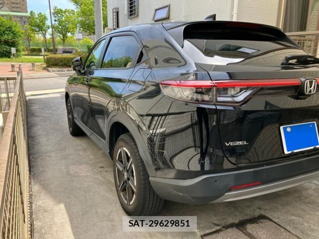 Honda VEZEL 2021-08 7621012-2