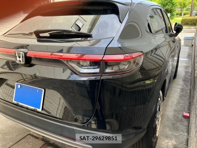 Honda VEZEL 2021-08 7621012-3