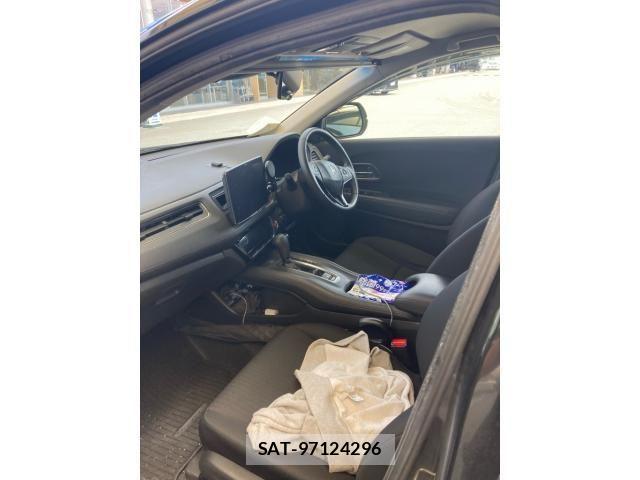 Honda VEZEL 2015-02 7621019-9