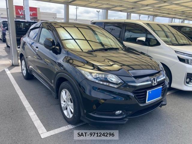 Honda VEZEL 2015-02 7621019-1