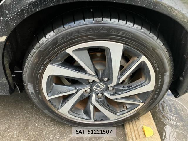 Honda VEZEL 2016-11 7621016-8