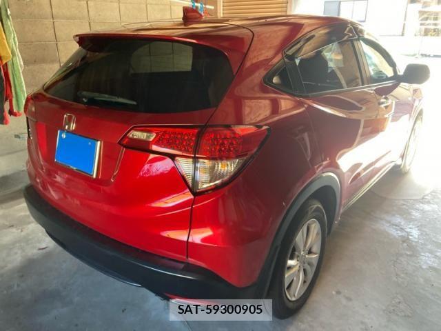 Honda VEZEL 2017-07 7621017-2
