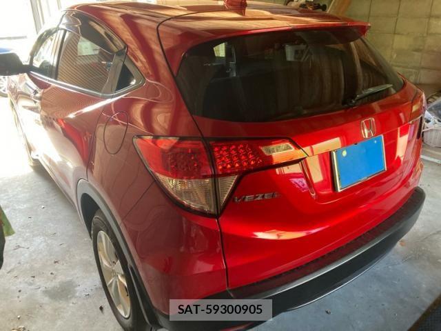 Honda VEZEL 2017-07 7621017-3