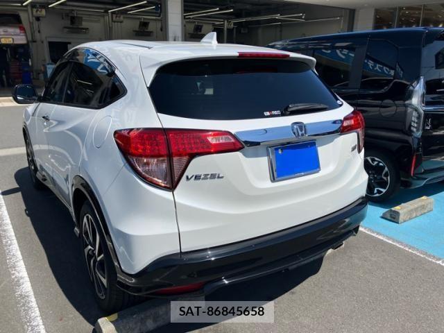 Honda VEZEL 2017-05 7621013-2