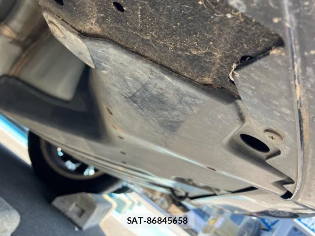 Honda VEZEL 2017-05 7621013-4