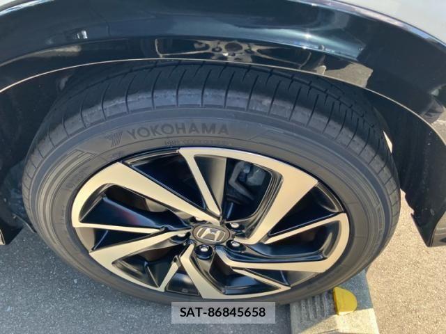 Honda VEZEL 2017-05 7621013-5