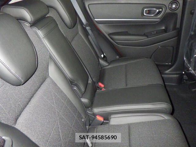 Honda VEZEL 2026-05 7679672-4