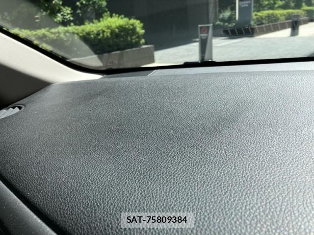 Honda VEZEL 2014-03 7730251-27