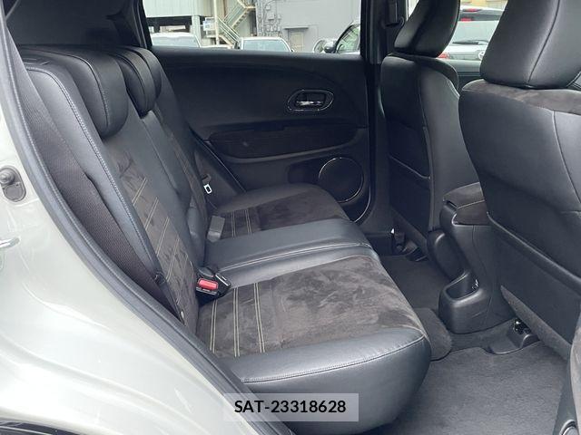 Honda VEZEL 2017-05 7880234-15