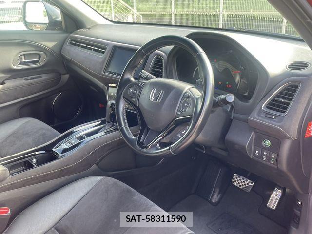 Honda VEZEL 2017-06 7880236-11
