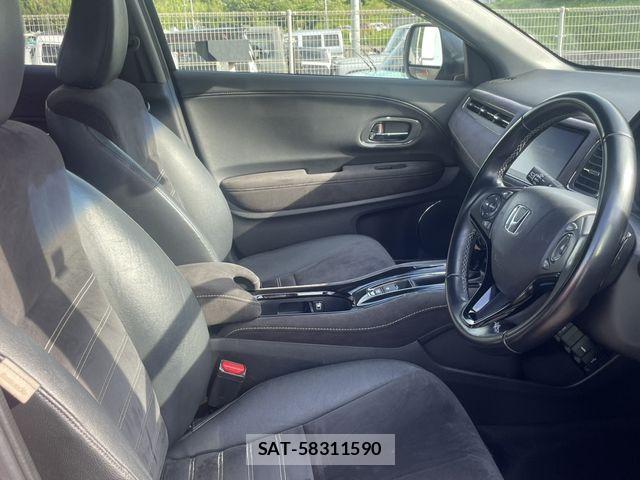 Honda VEZEL 2017-06 7880236-12