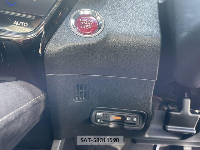 Honda VEZEL 2017-06 7880236-23