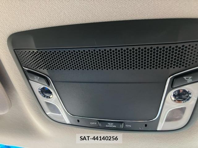 Honda VEZEL 2020-01 7880233-23