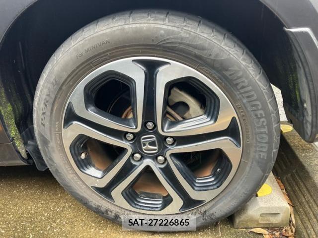Honda VEZEL 2015-01 7880235-9
