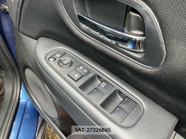 Honda VEZEL 2015-01 7880235-12