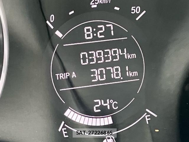 Honda VEZEL 2015-01 7880235-18