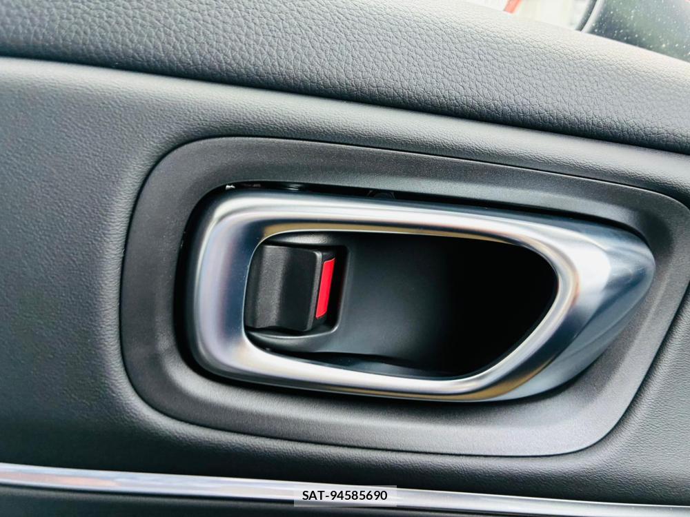 Honda VEZEL 2026-05 7679672-21