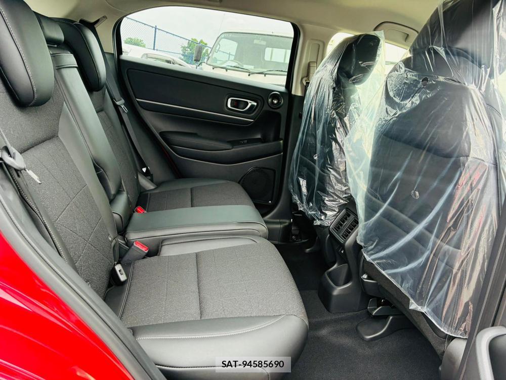 Honda VEZEL 2026-05 7679672-8