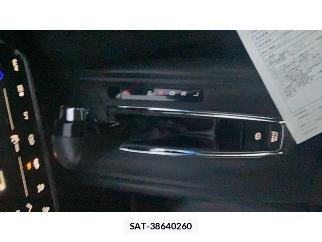 Honda VEZEL 2014-06 7880239-23